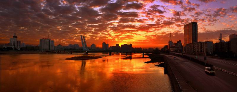 ></p></a>>>flash新闻 评委组对所有来稿进行了认真的评选,共有7幅作品获奖.